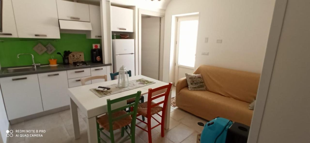 Baciati Dal Sole Apartment มาร์ตินาฟรังกา ภายนอก รูปภาพ