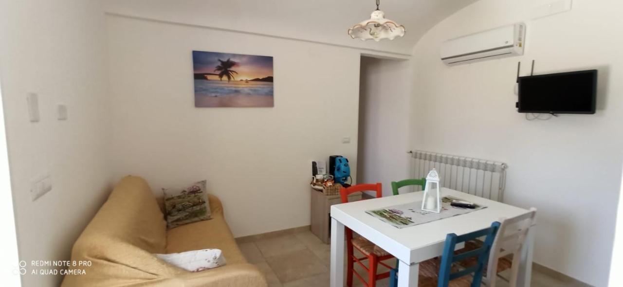 Baciati Dal Sole Apartment มาร์ตินาฟรังกา ภายนอก รูปภาพ